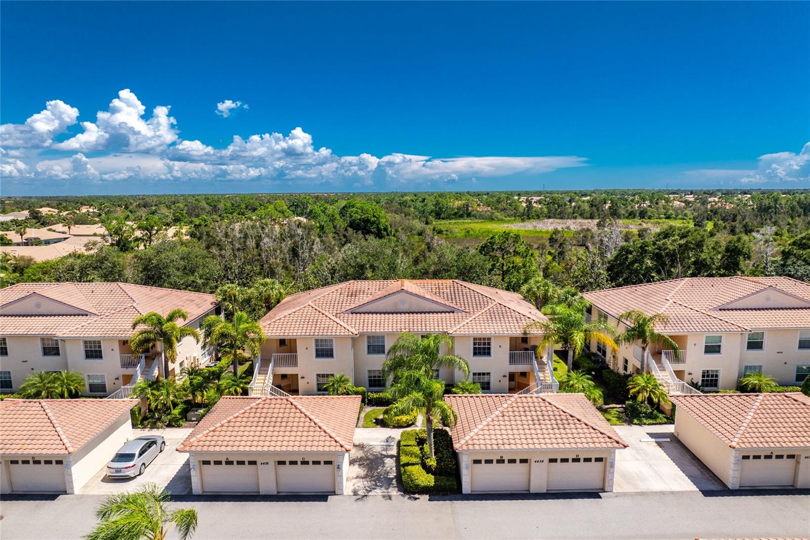 4438 CORSO VENETIA BOULEVARD #C13