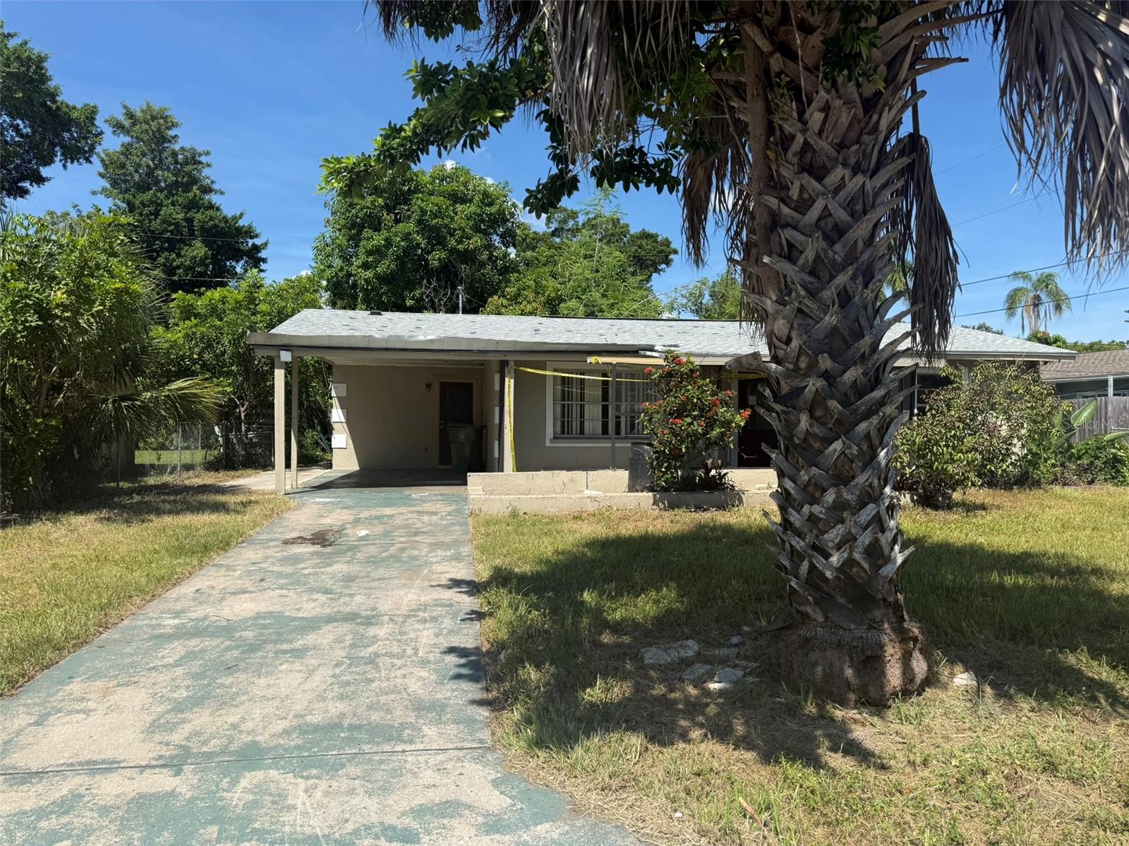 816 17TH COURT