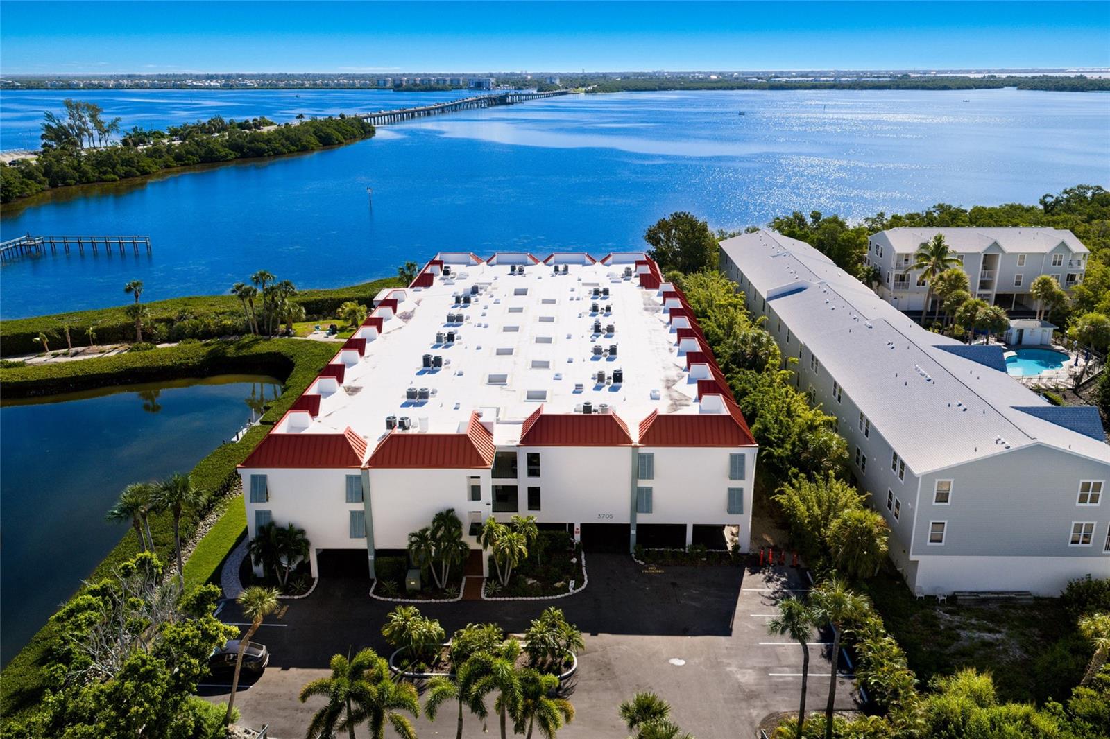 3705 BAY DRIVE #115