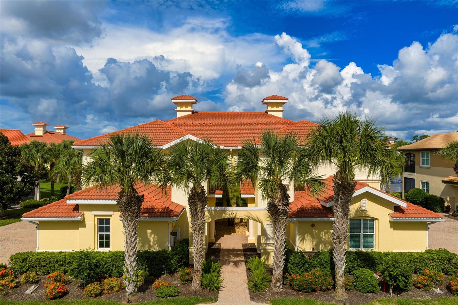 137 BELLA VISTA TERRACE #33C