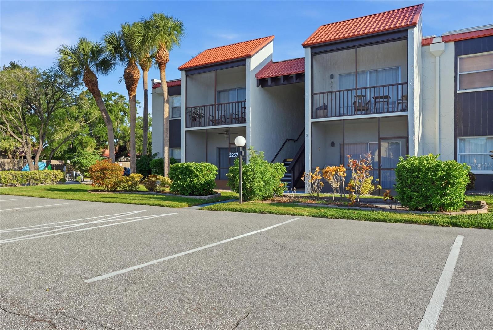 3267 BENEVA ROAD #203