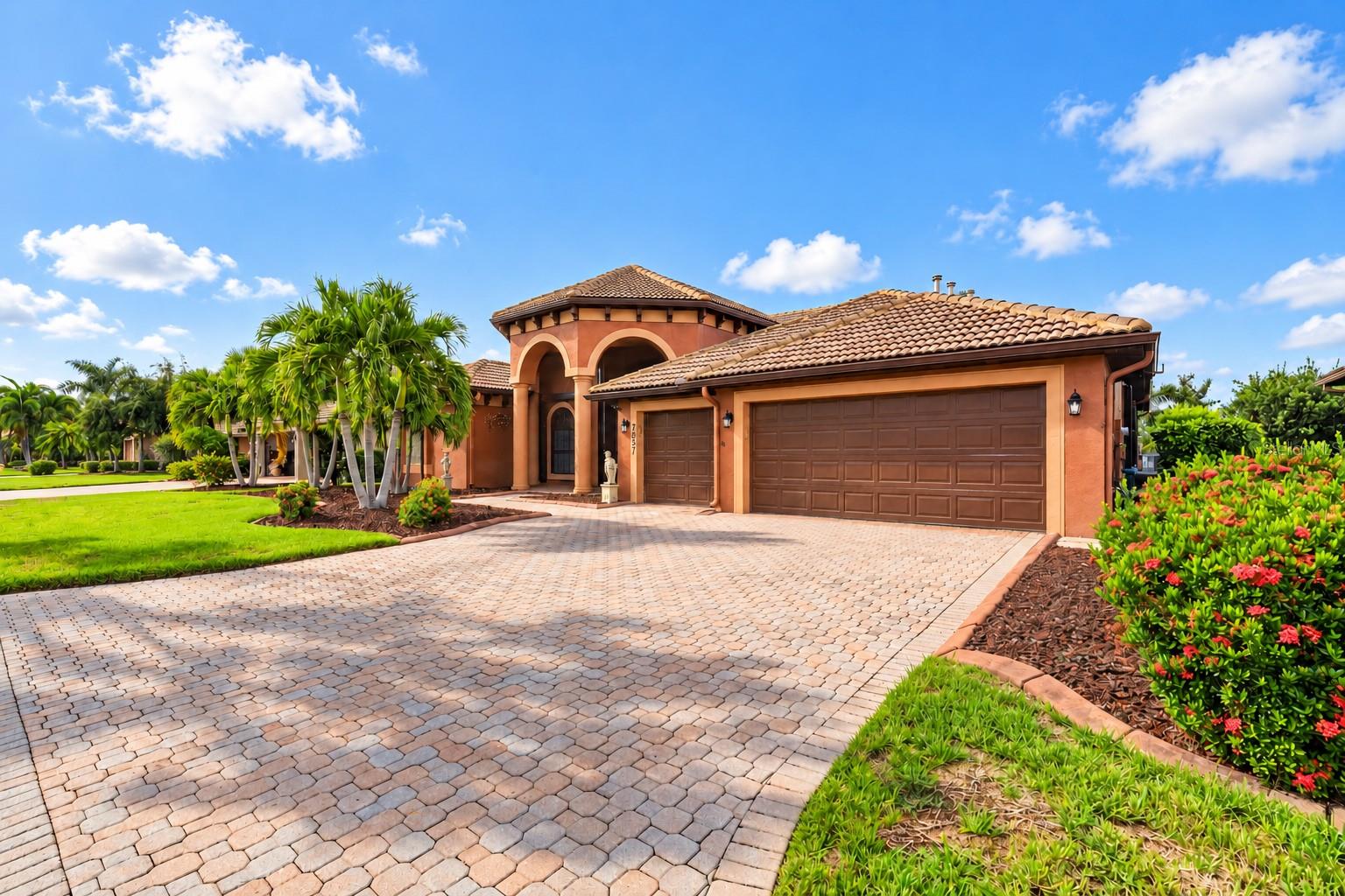 7007 74TH STREET CIRCLE