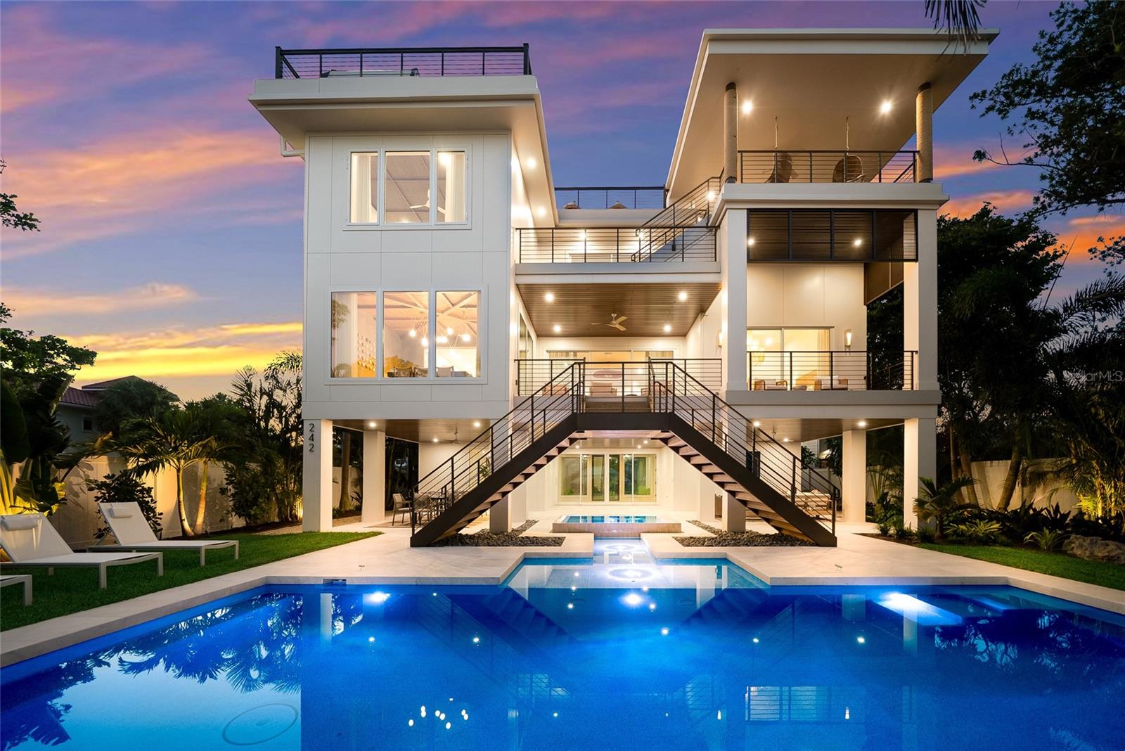 242 LAKEVIEW DRIVE