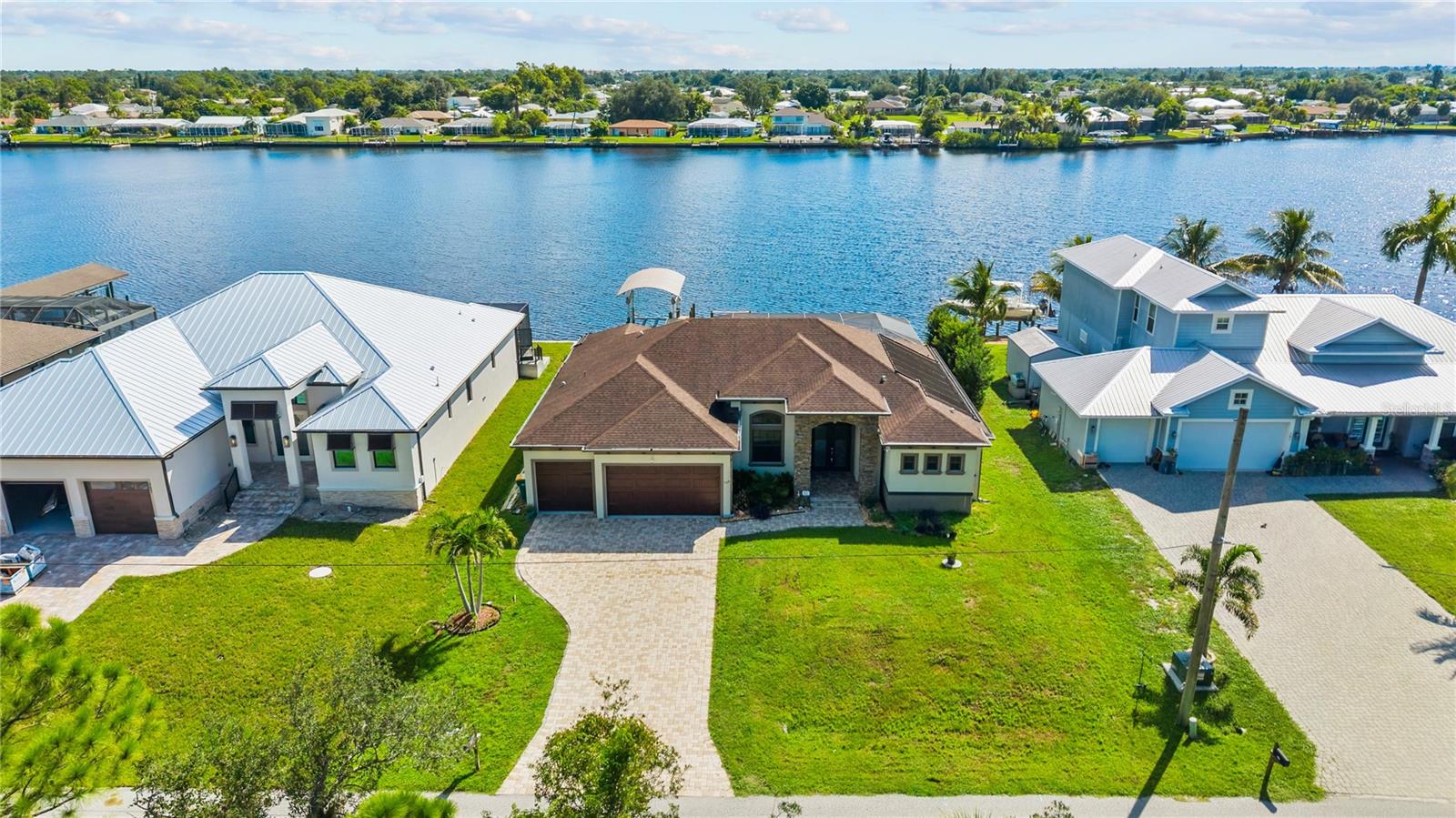 349 SPRINGVIEW CIRCLE