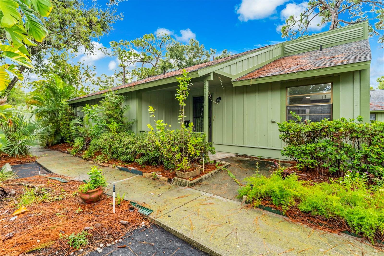 5014 BARRINGTON CIRCLE #2102