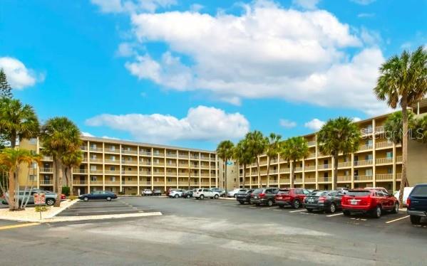 3753 LAKE BAYSHORE DRIVE #305