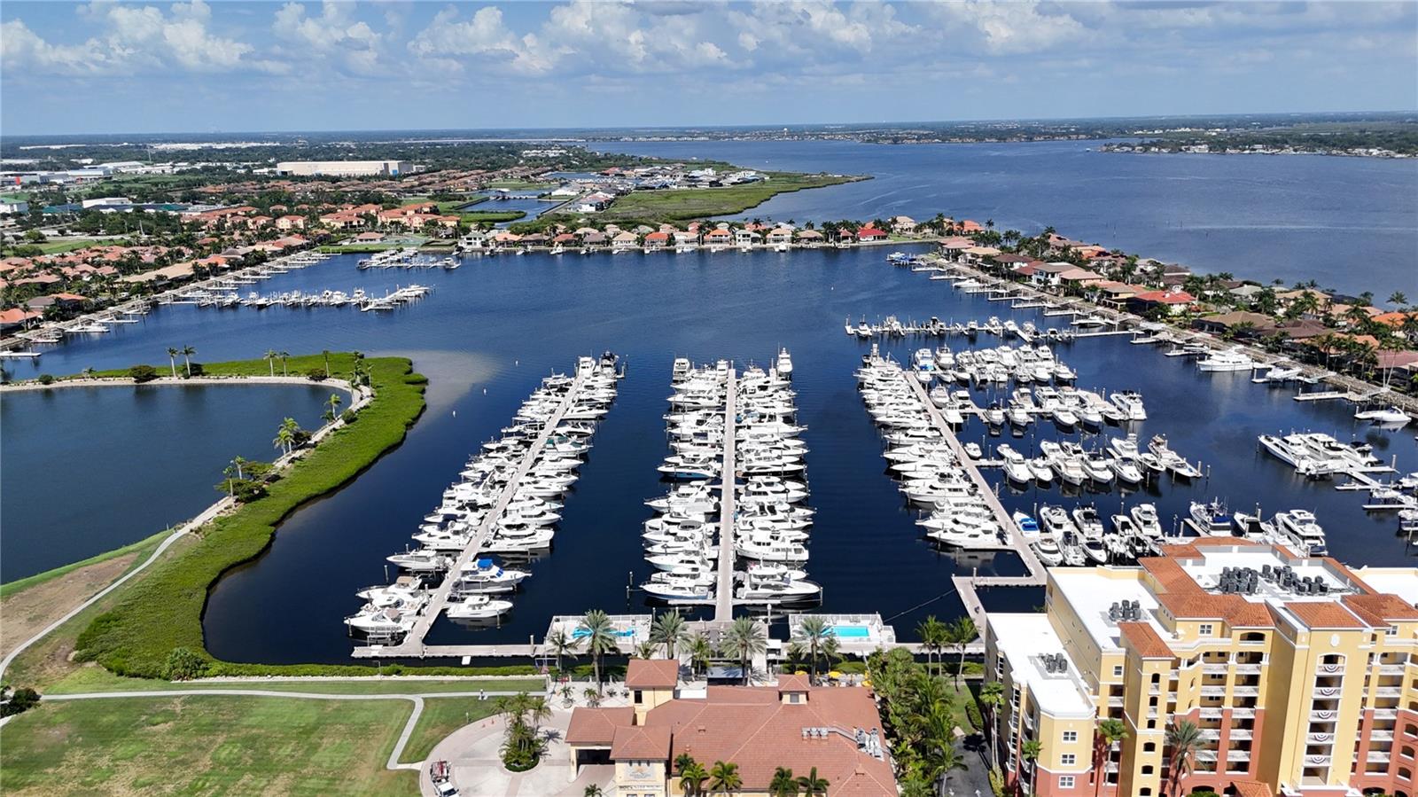 102 RIVIERA DUNES WAY #N-13