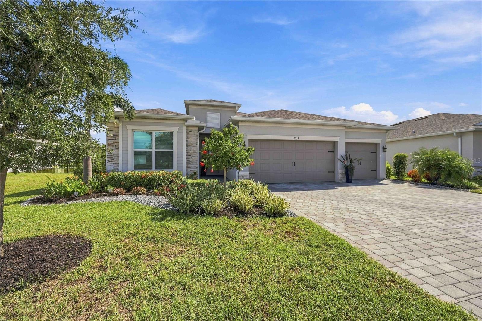 8518 SAINT KITTS CIRCLE