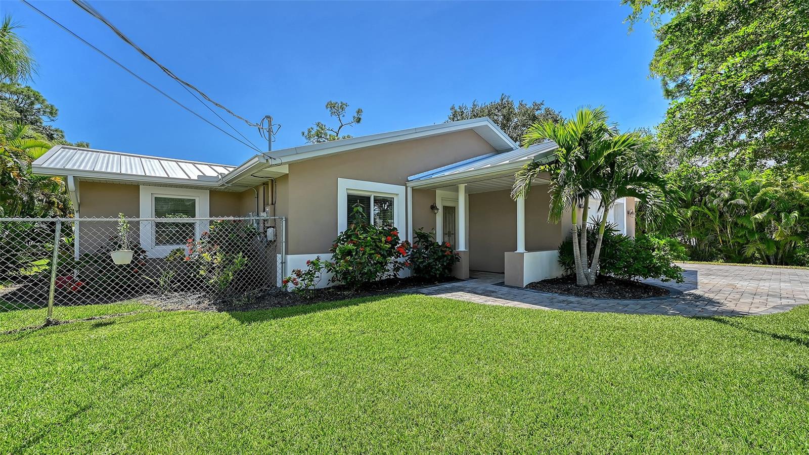 305 HILLS ROAD