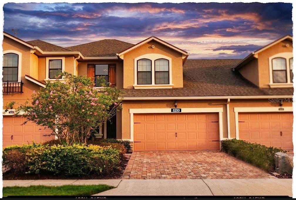 5233 BLOSSOM COVE