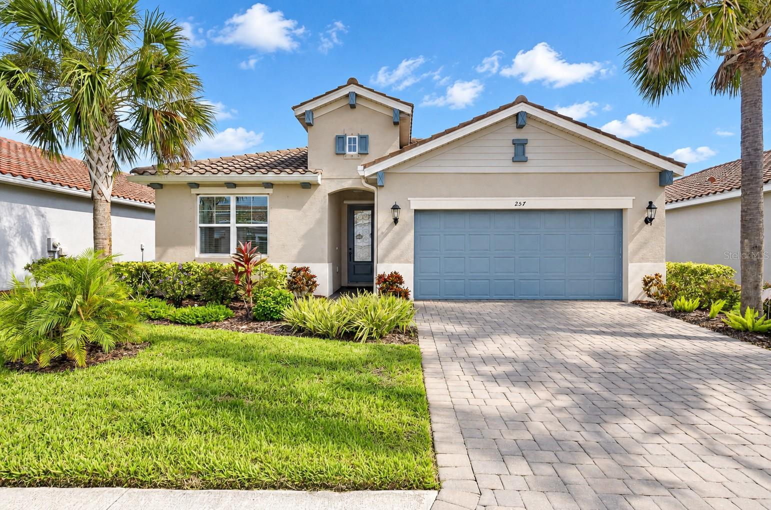 257 DAYLILY BOULEVARD