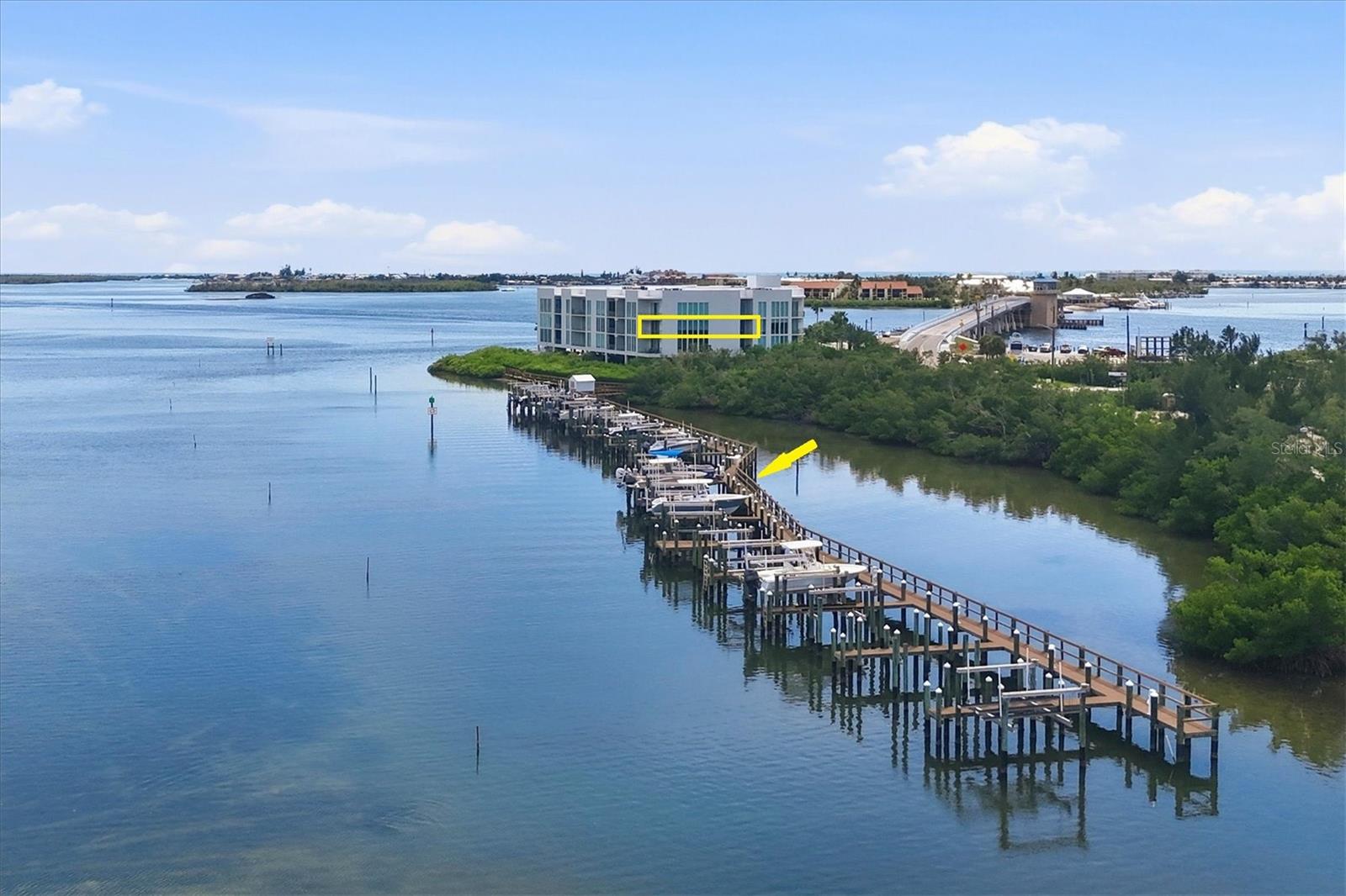 1375 BEACH ROAD #210 & SLIP 21
