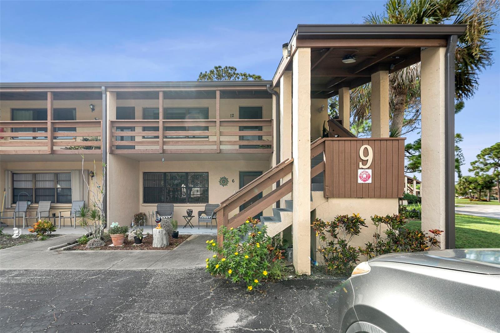9 QUAILS RUN BOULEVARD #12