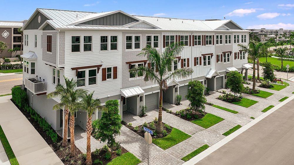 1617 SEA HAVEN DRIVE #506