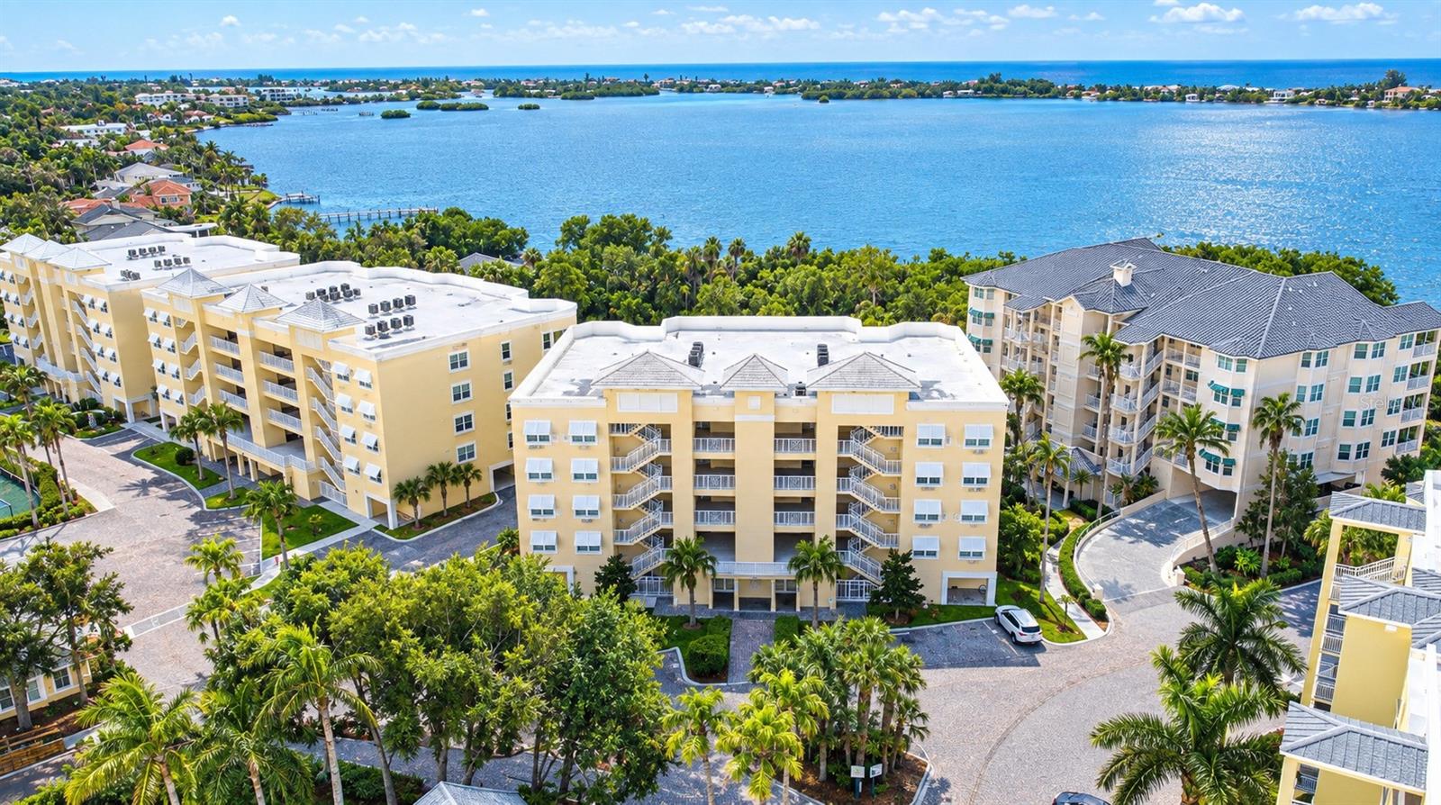 250 HIDDEN BAY DRIVE #302