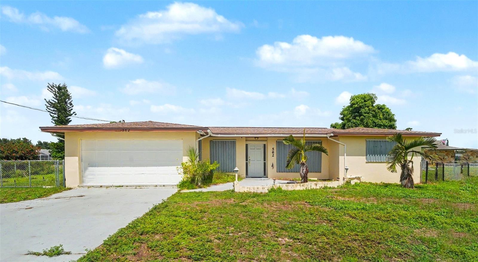 562 TARPON BOULEVARD