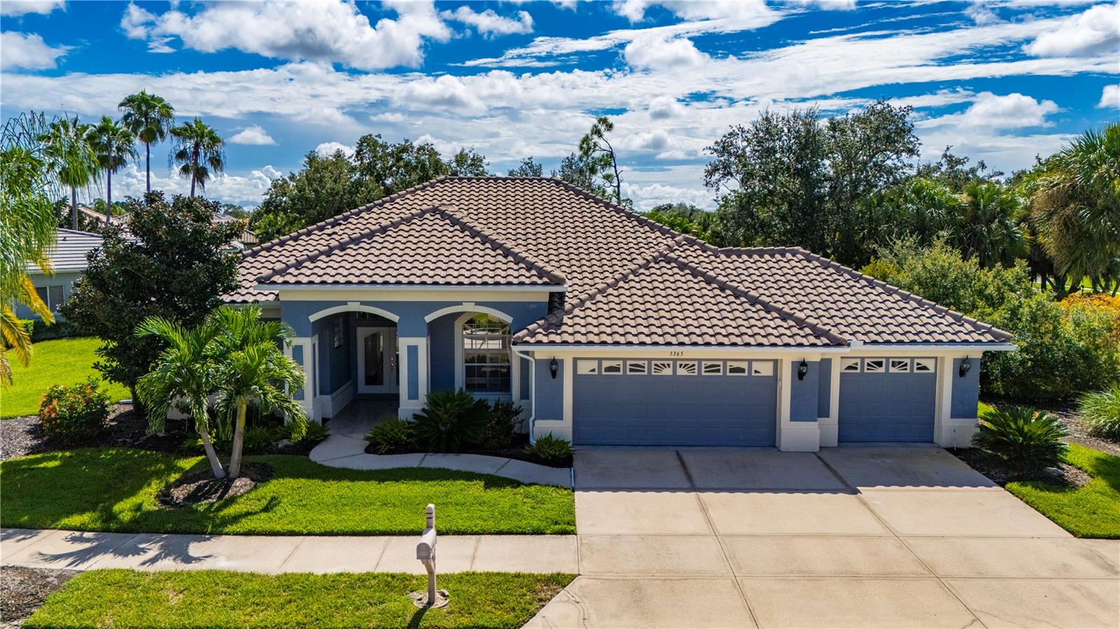 5365 PINE SHADOW LANE