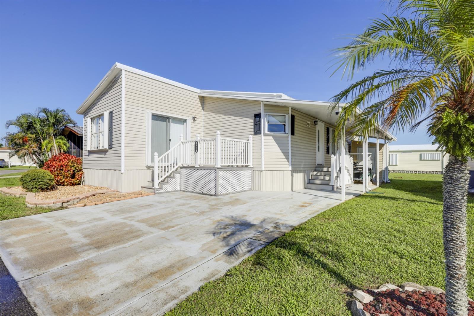 2100 KINGS HIGHWAY #643