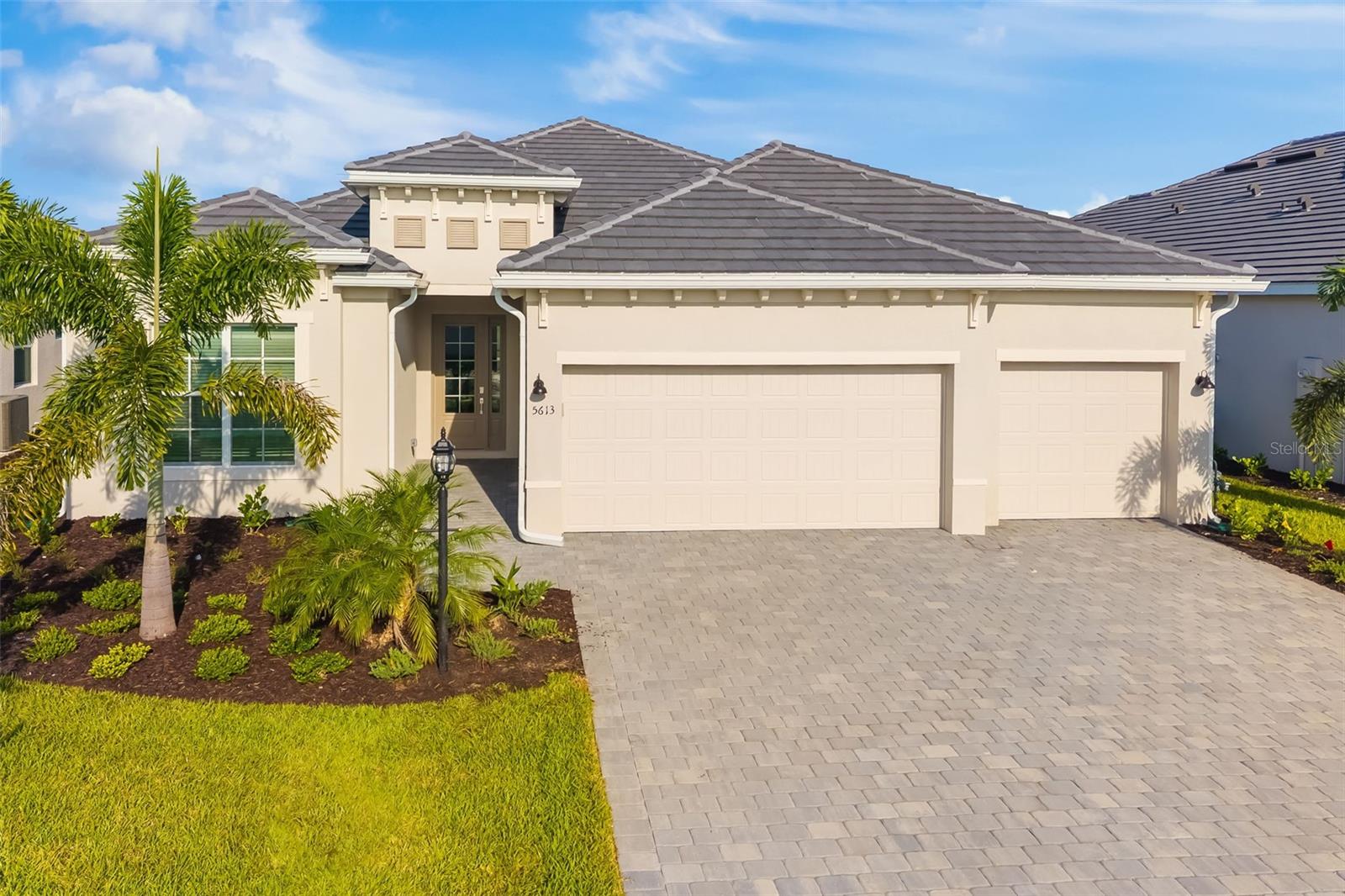 5613 LIGHTNING WHELK LANE