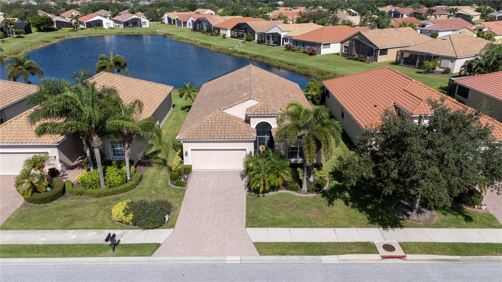 6725 41ST STREET CIRCLE