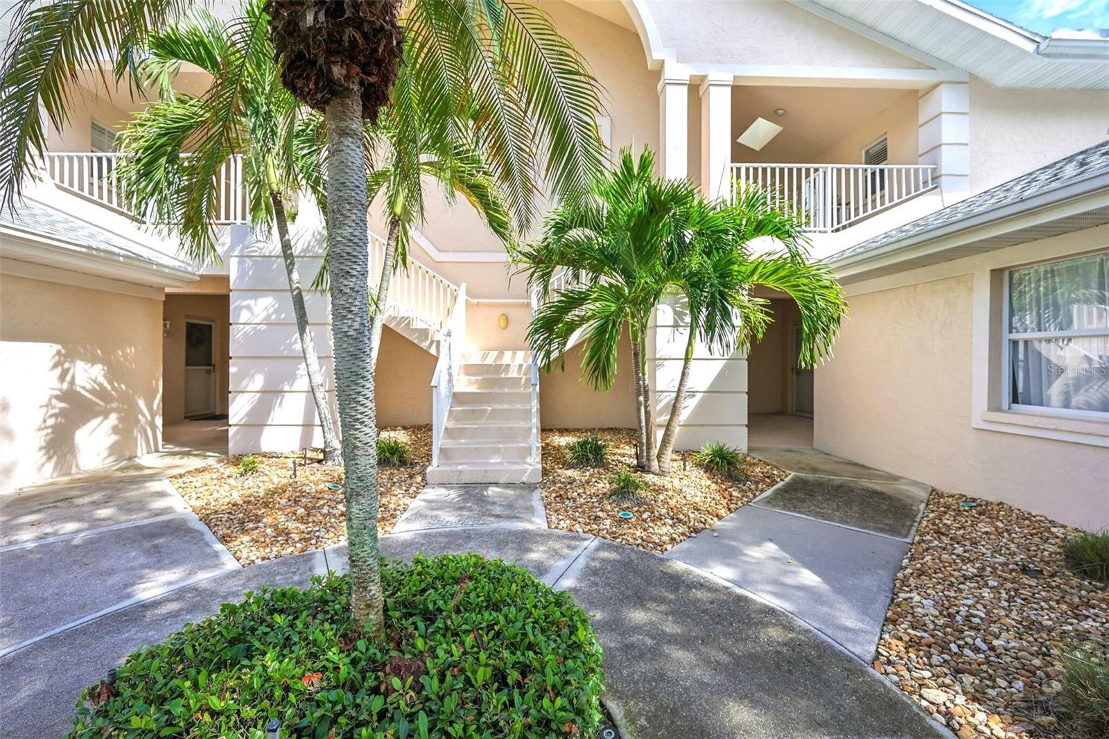 7266 ELEANOR CIRCLE #203