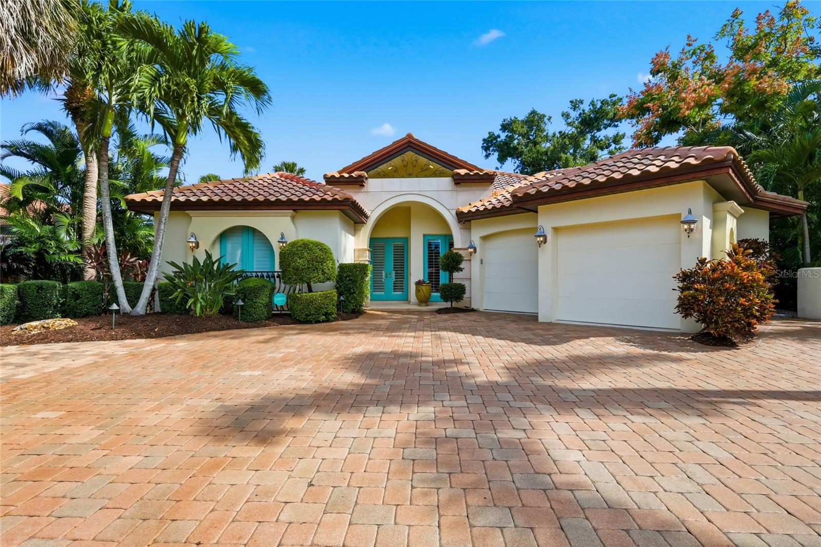 4946 BRYWILL CIRCLE