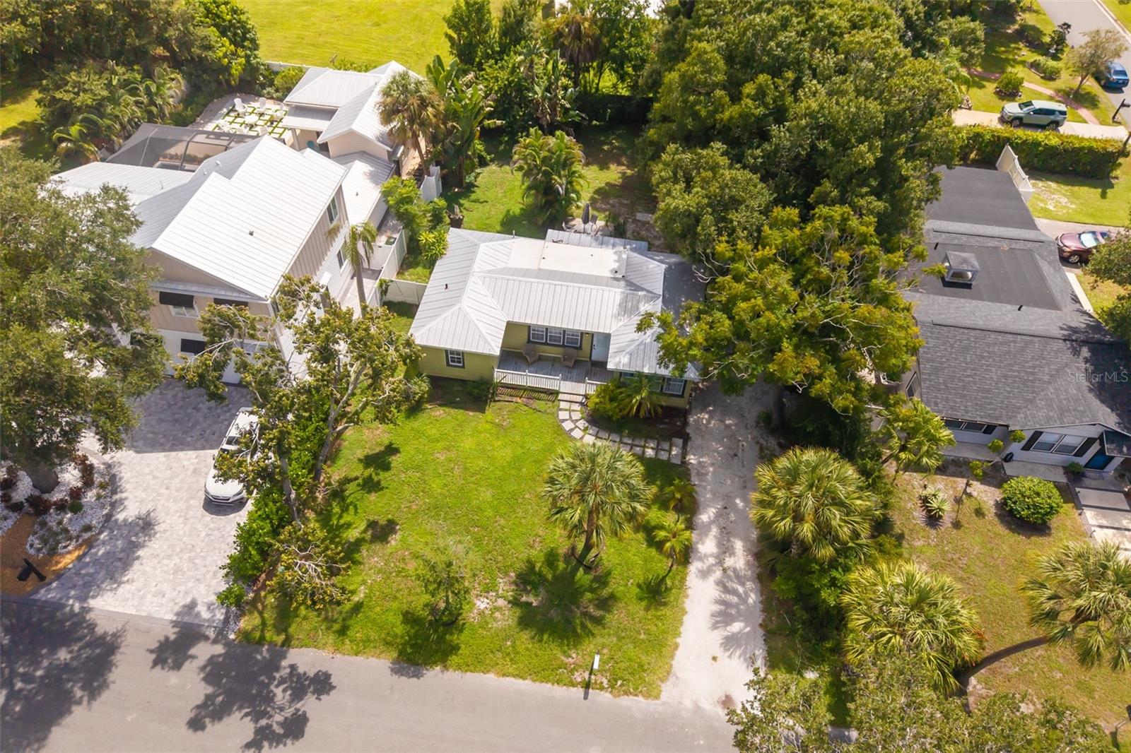 2316 GULL LANE