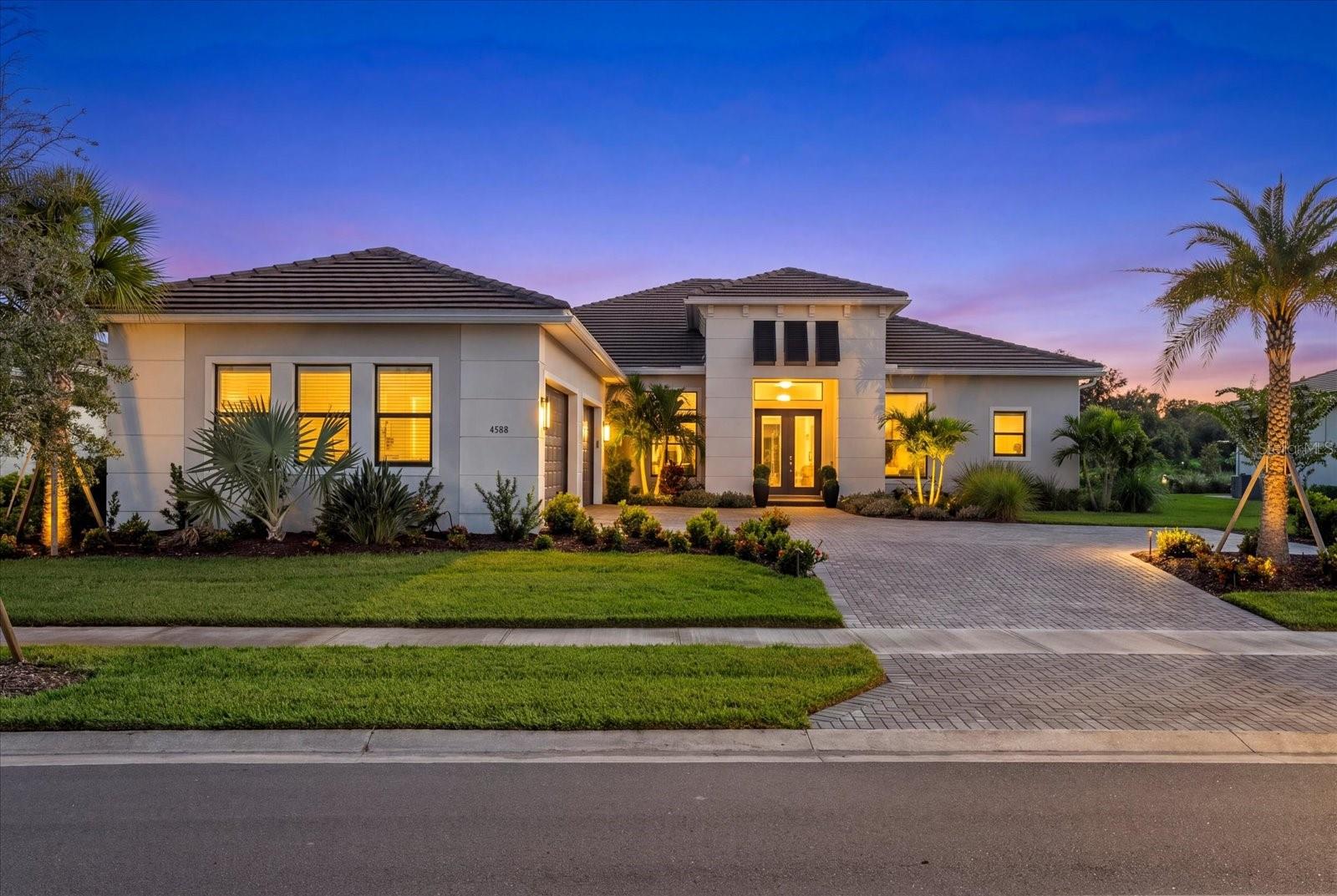 4588 MONDRIAN COURT