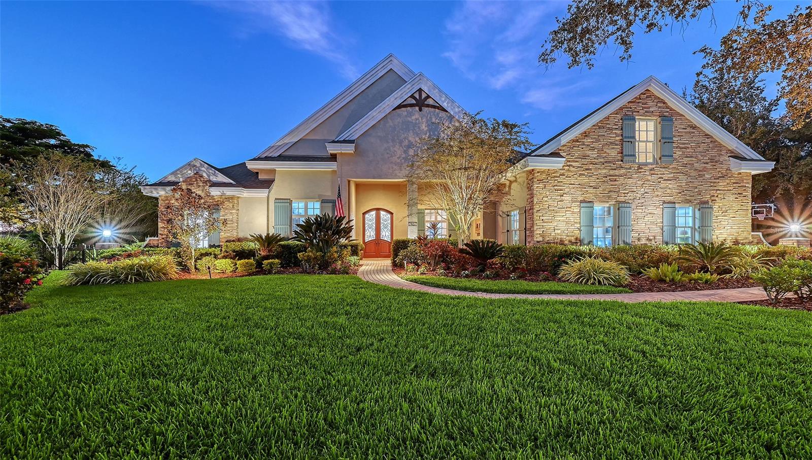 7467 CABBAGE PALM COURT