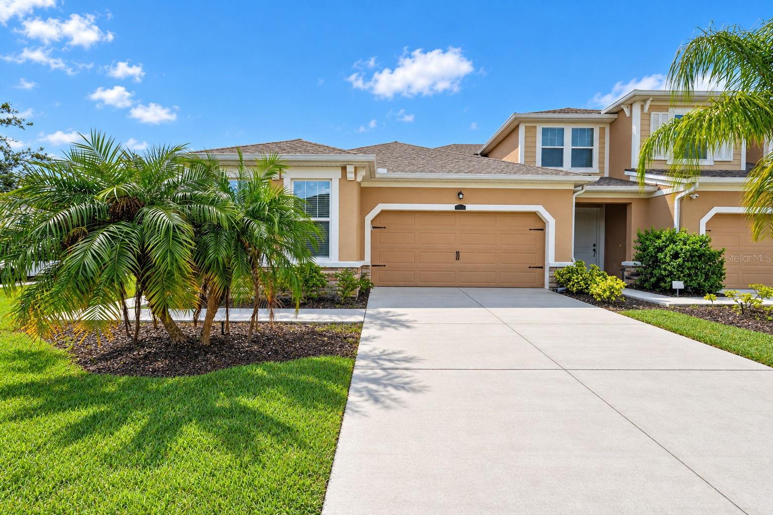 11511 ROLLING GREEN DRIVE