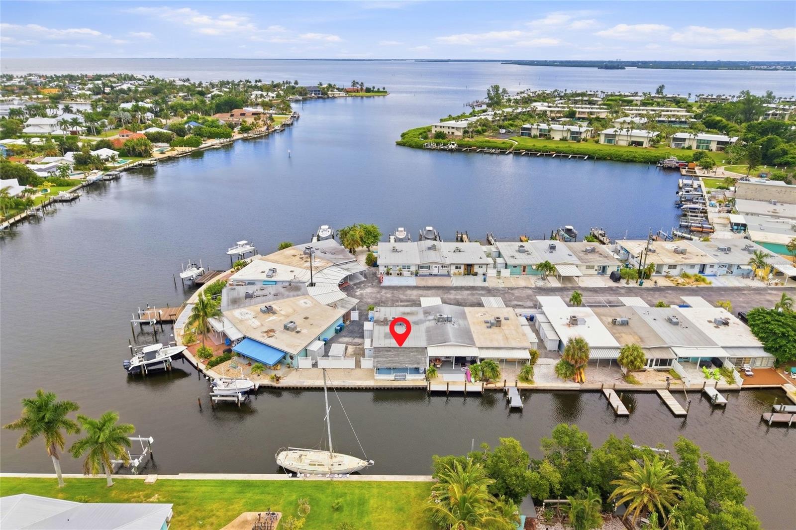 28 SEASIDE COURT