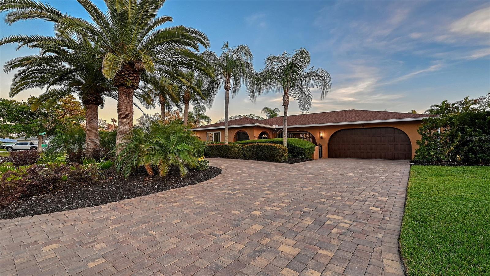 7137 WESTMORELAND DRIVE