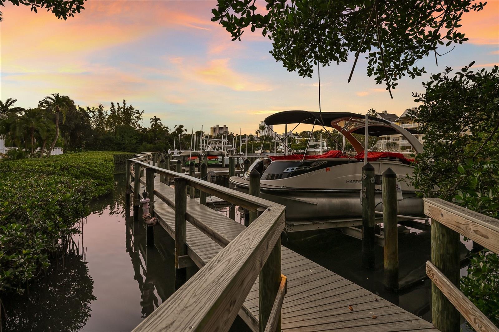 1749 LINCOLN PARK CIRCLE