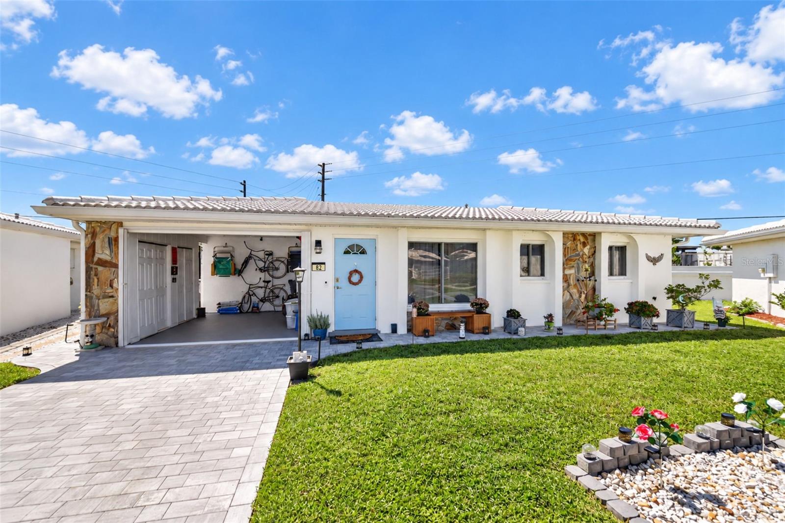 82 CIRCLEWOOD DRIVE #A3-4