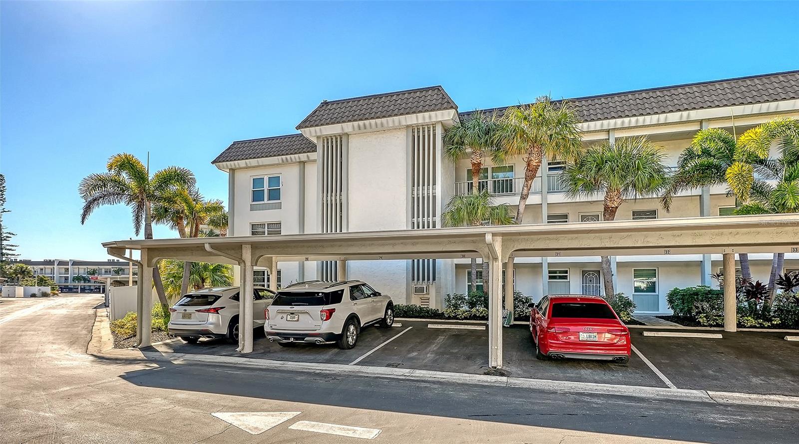 4380 EXETER DRIVE #101