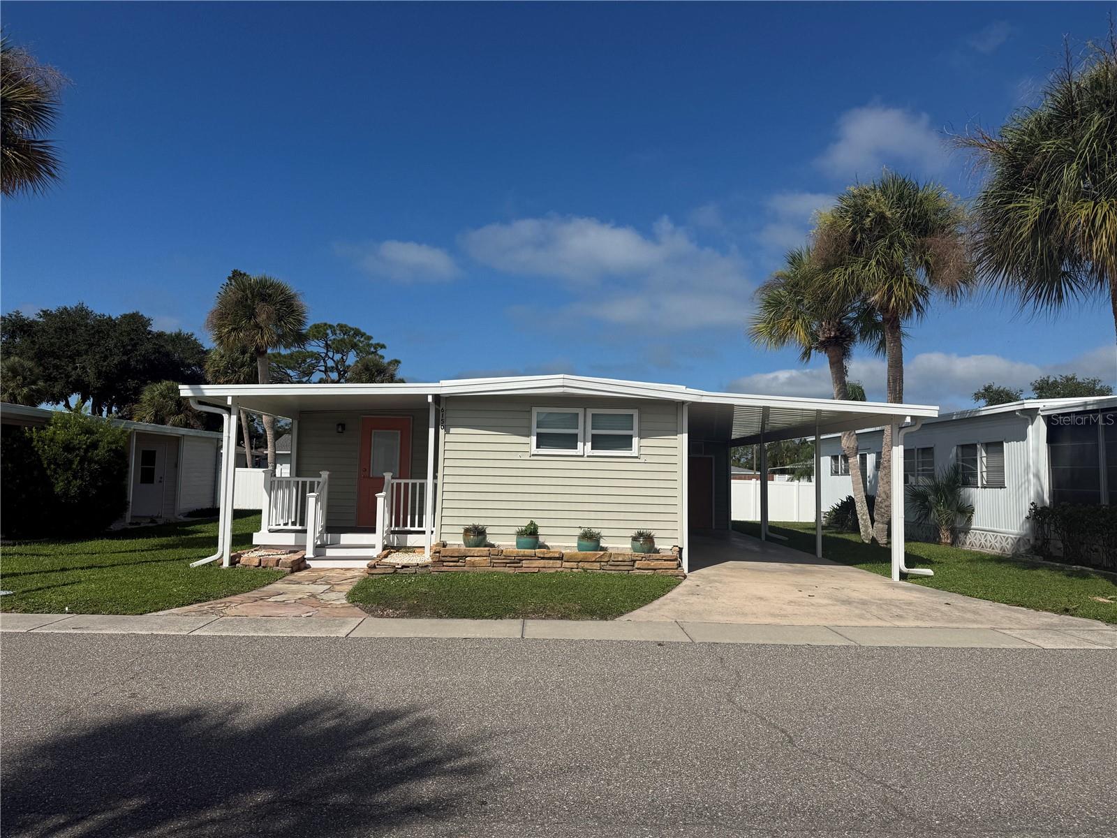 6150 TEAHOUSE ROAD