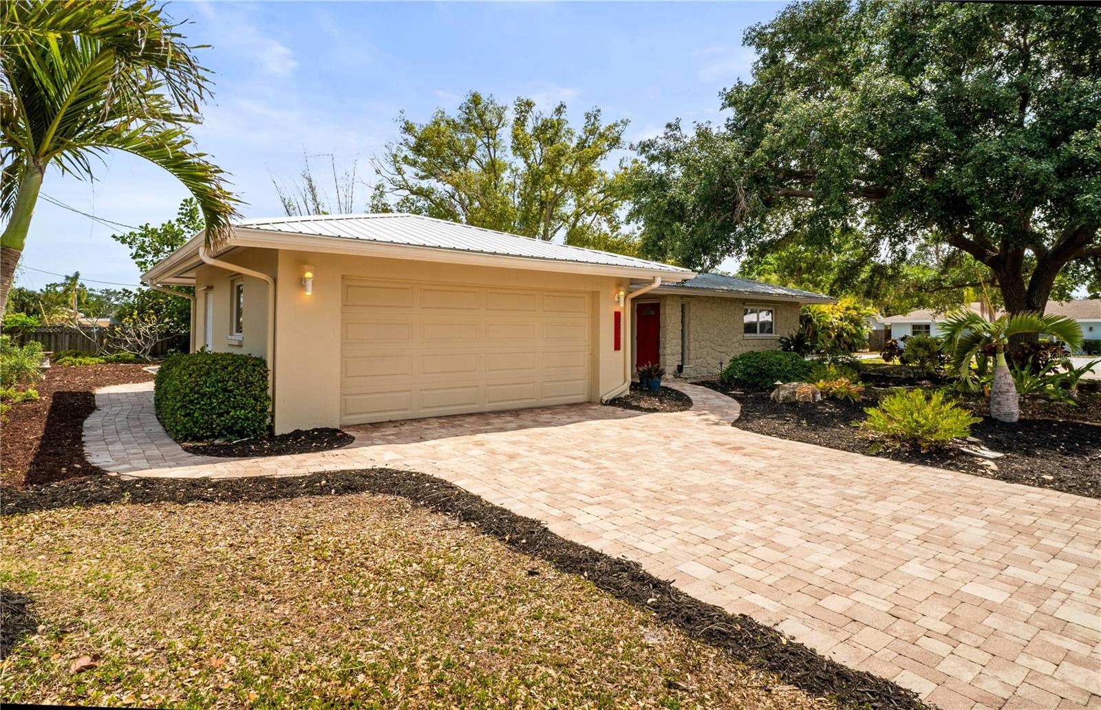 6512 BOWLINE DRIVE