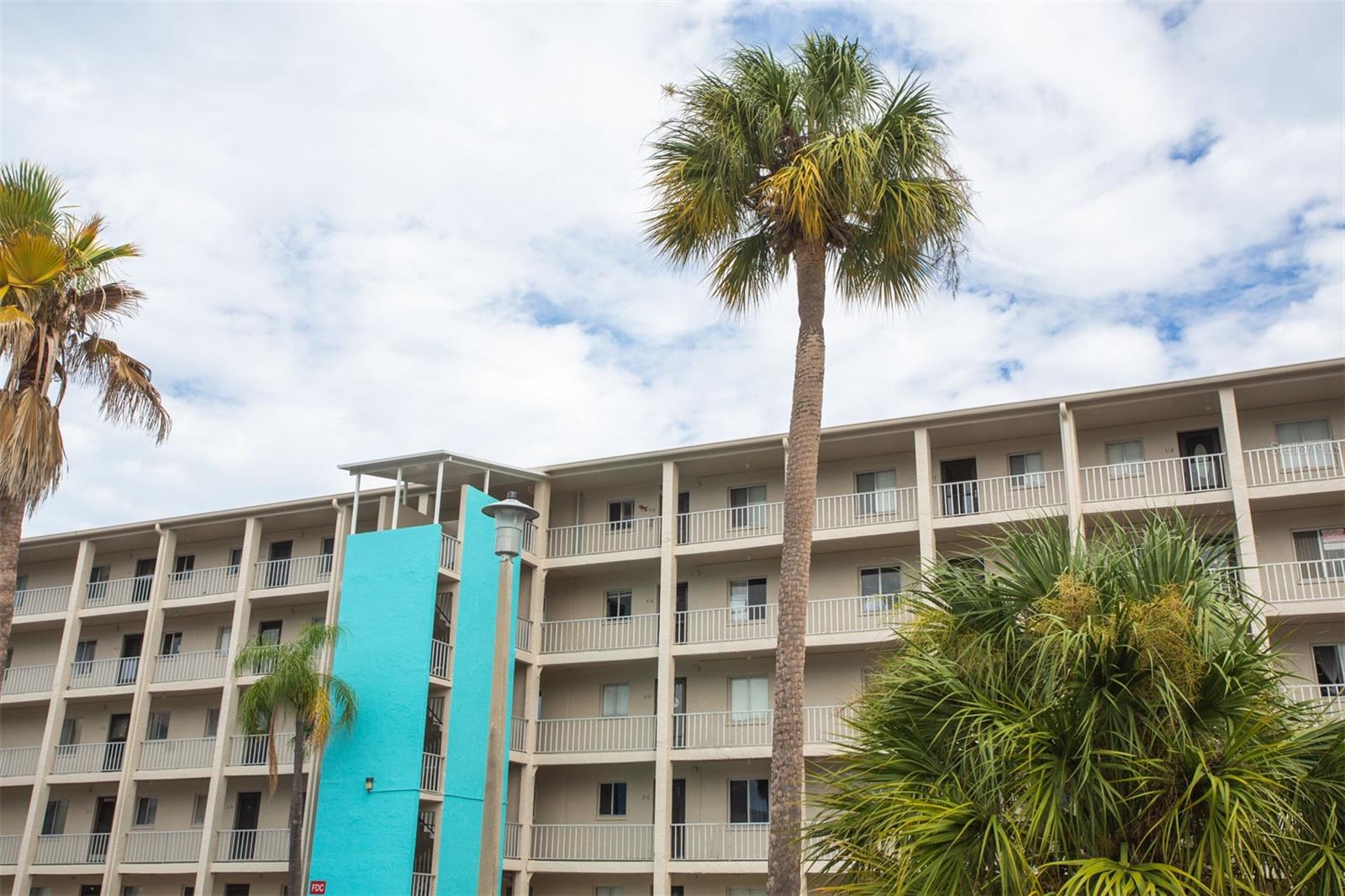 3710 LAKE BAYSHORE DRIVE #k416