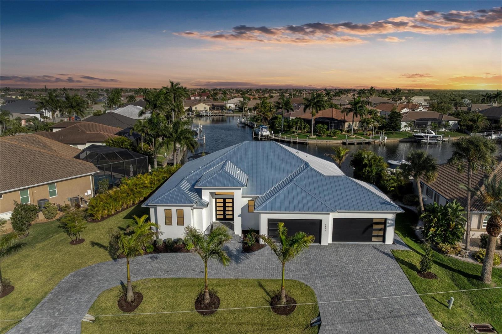 1631 CASEY KEY DRIVE