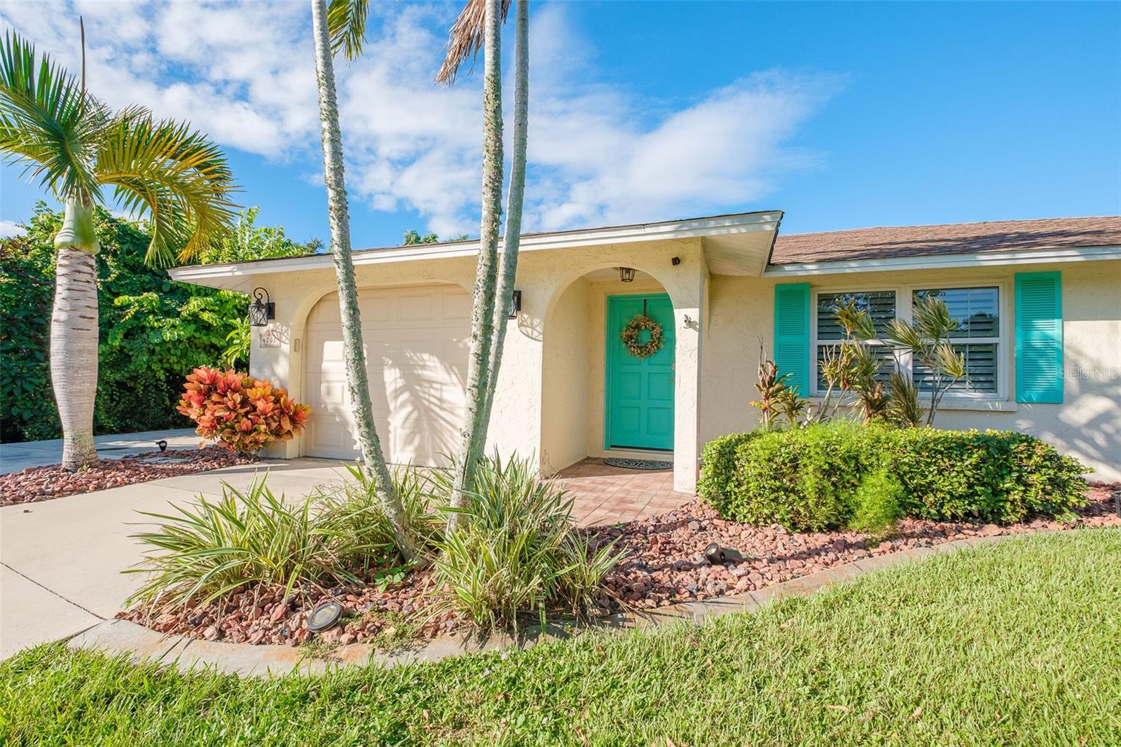 4708 ALLIGATOR DRIVE