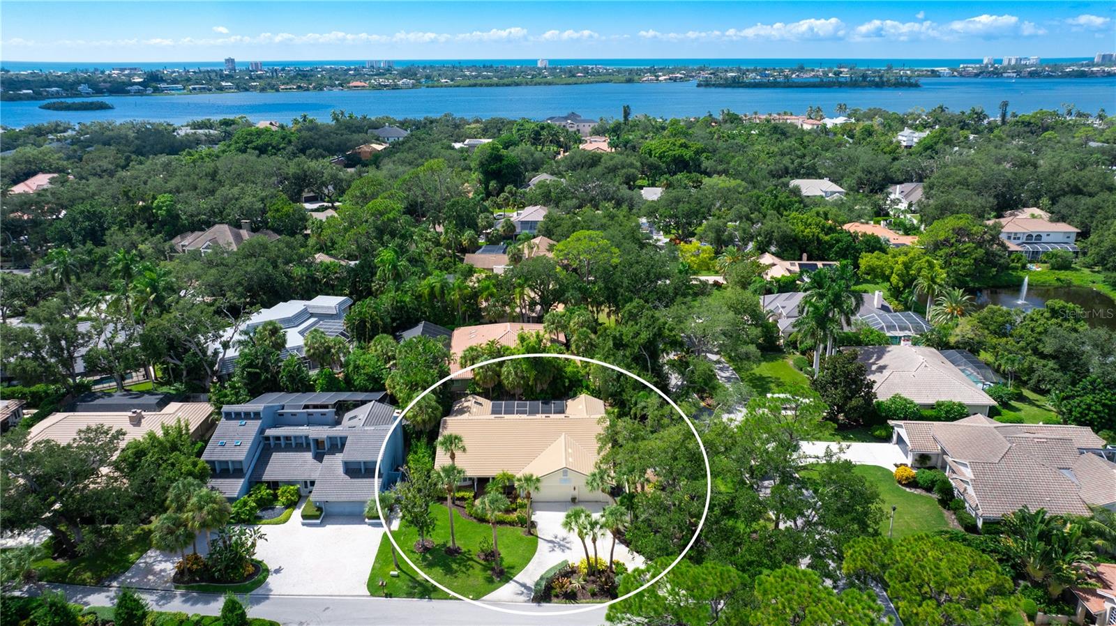 4887 PEREGRINE POINT CIRCLE
