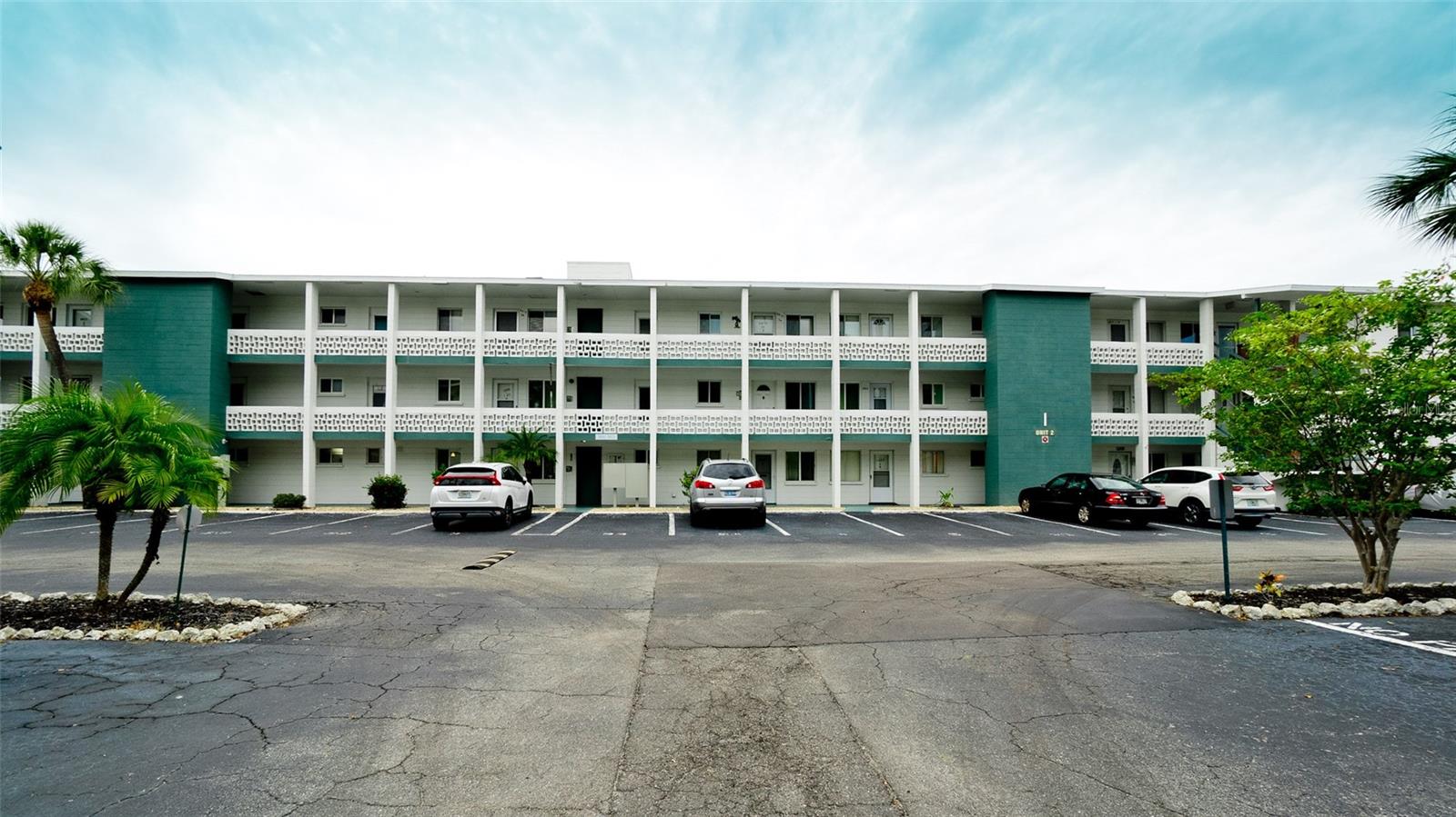 5885 WELCOME ROAD #I3