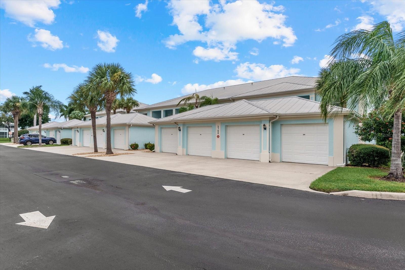 5768 SABAL TRACE DRIVE #203