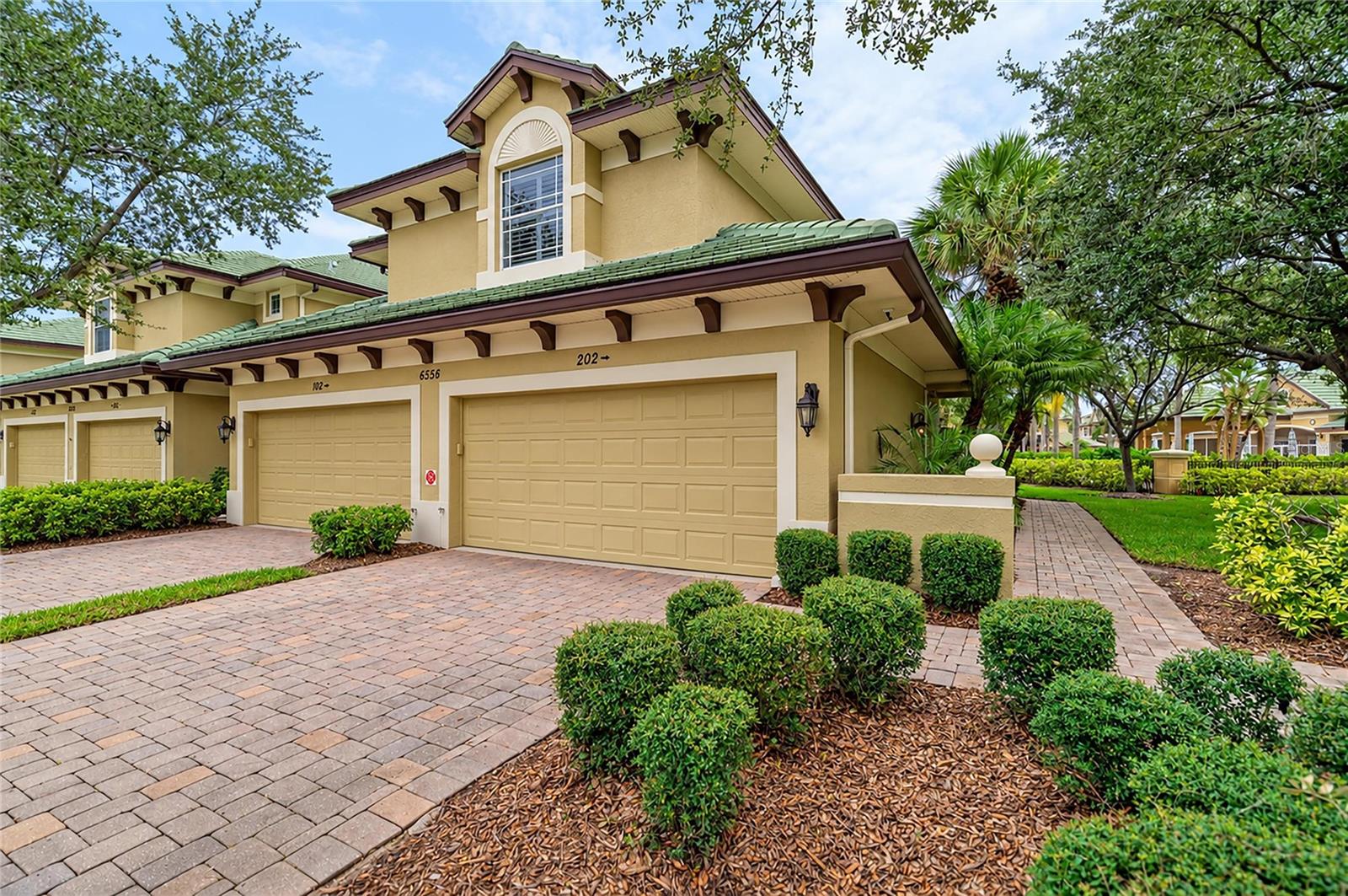 6556 MOORINGS POINT CIRCLE #202