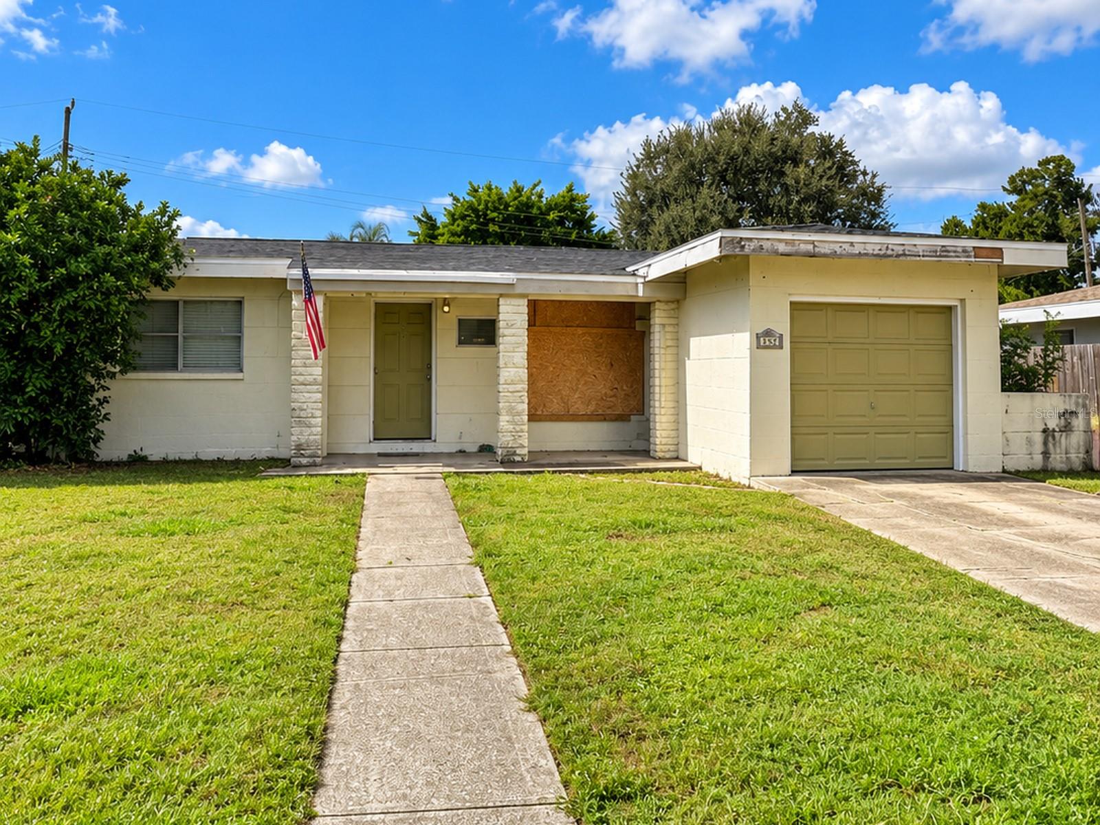 540 SHARON CIRCLE