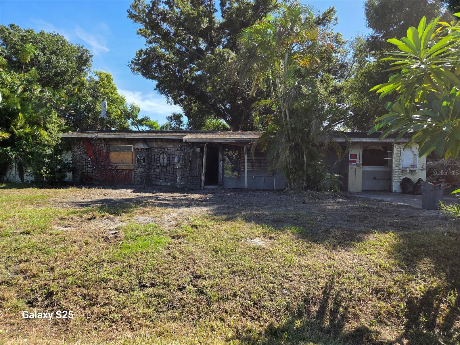 4044 MARK DRIVE