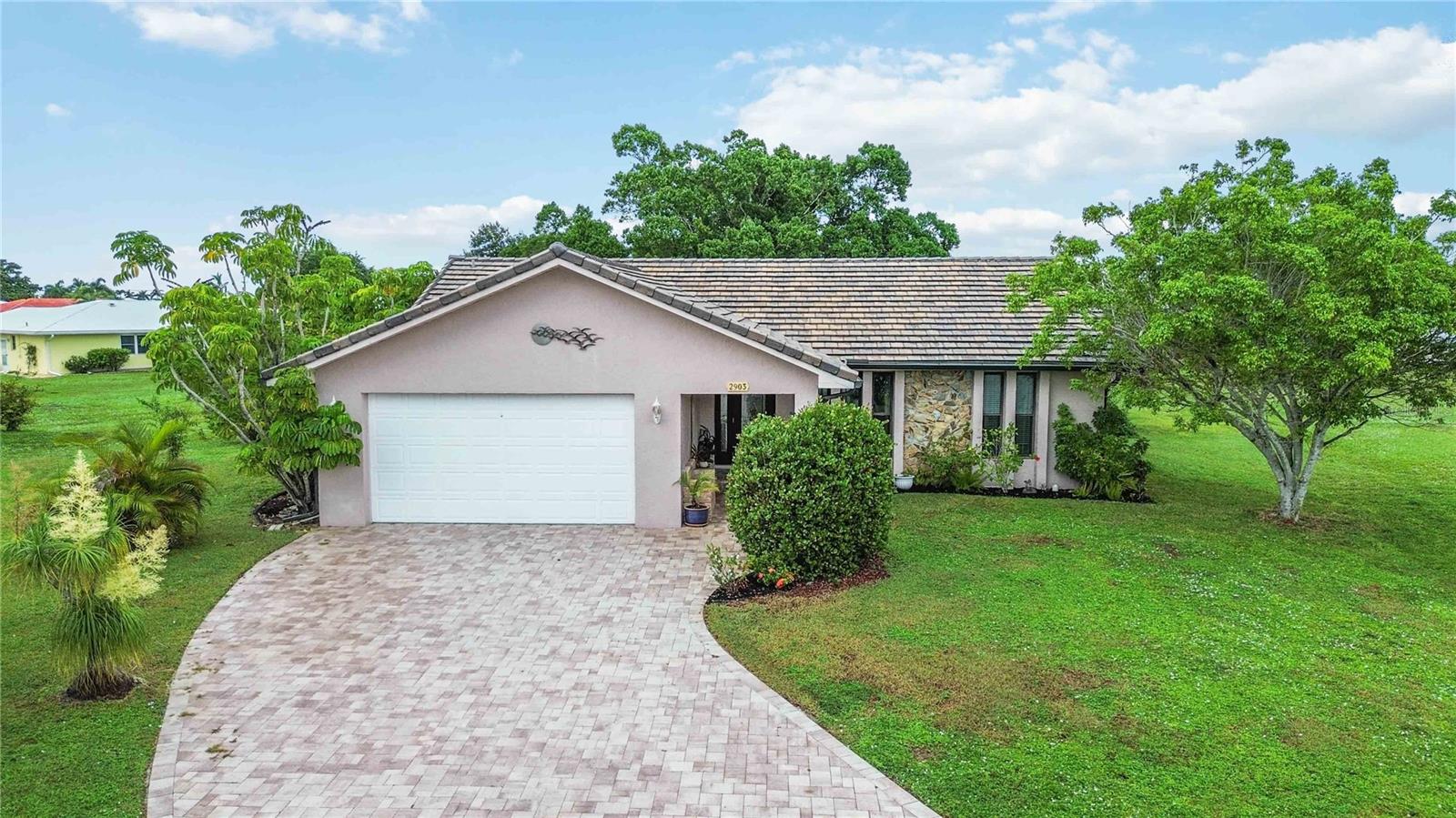 2903 ROMA COURT