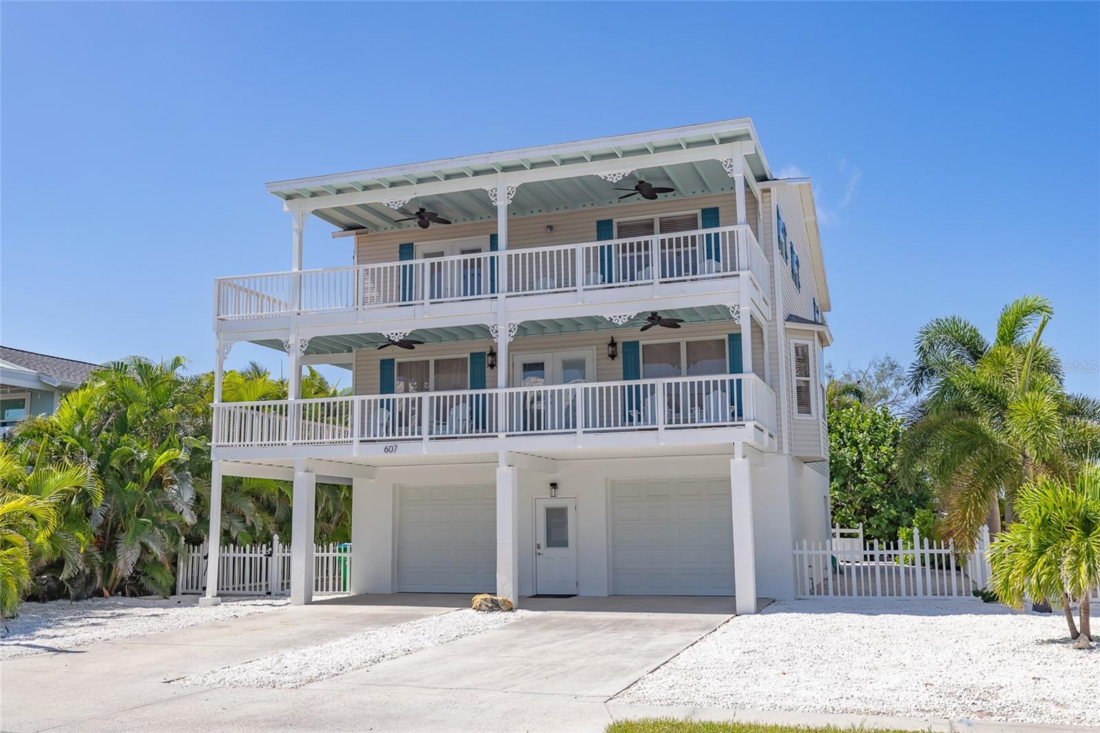 607 BAY BOULEVARD