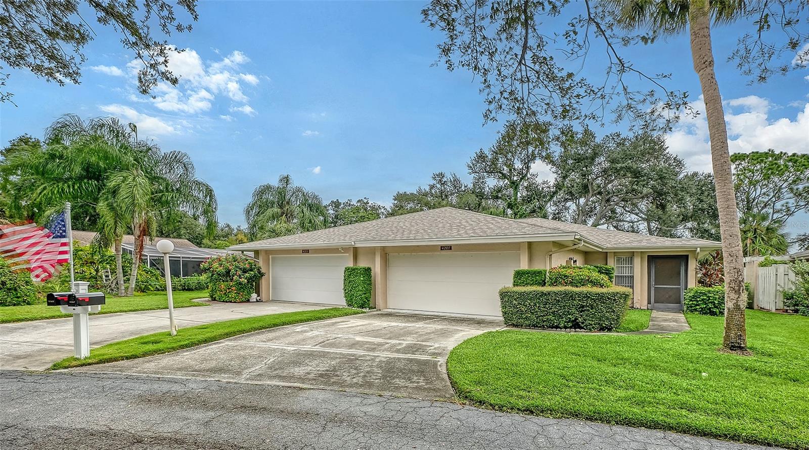 4207 BOWLING GREEN CIRCLE