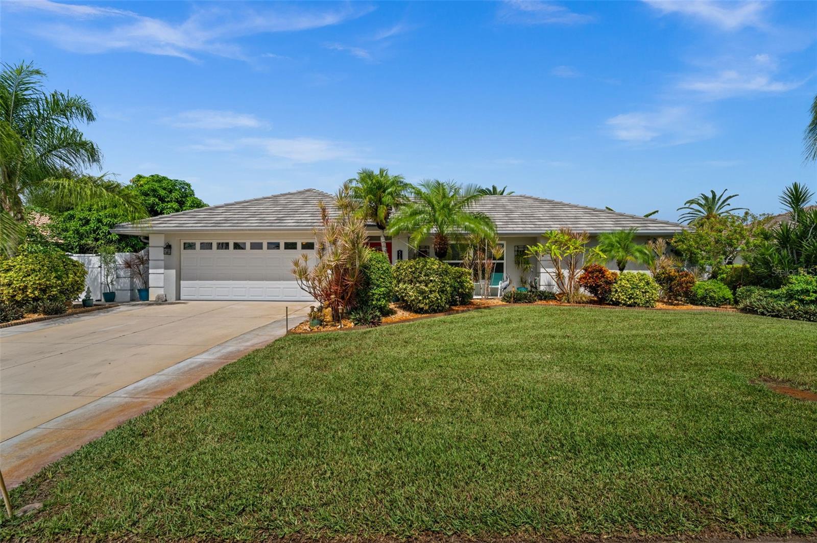 518 DOVER DRIVE